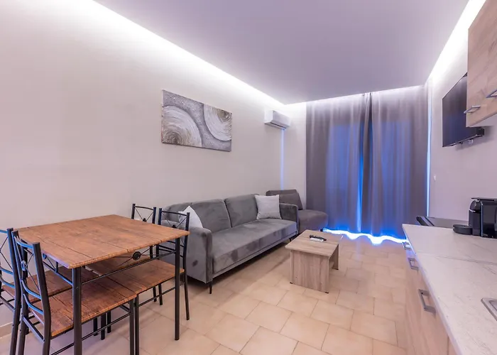 Blue Wave - Ixia Hotel *