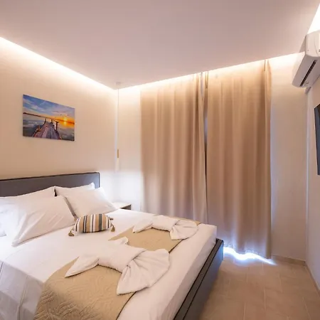 Blue Wave - Ixia Hotel *