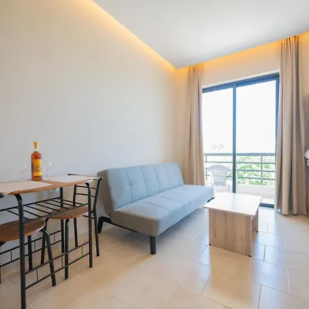 Blue Wave - Ixia Hotel